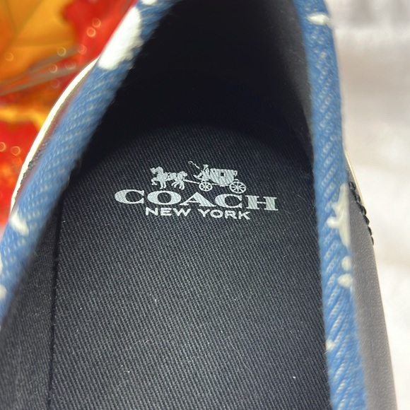 Coach Navy Blue and White Floral slip on shoes. Size 9 - Picture 6 of 6